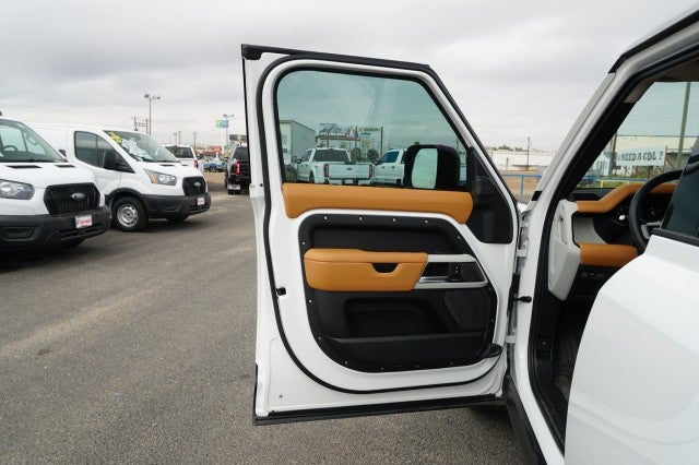 2024 Land Rover Defender S