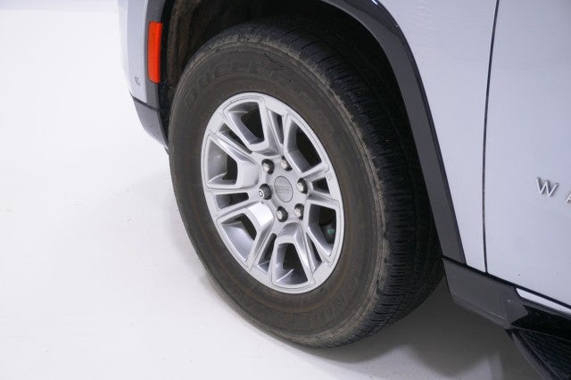 2024 Jeep Wagoneer Base