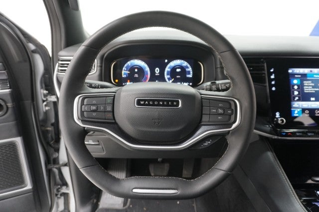 2024 Jeep Wagoneer Base