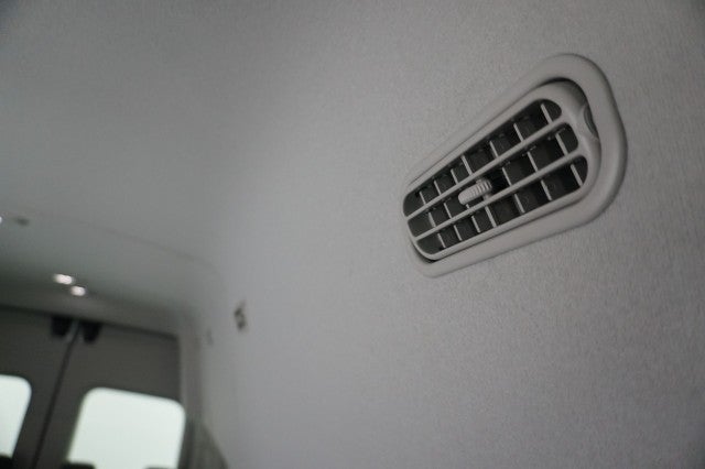 2025 Ford Transit Passenger Wagon XLT