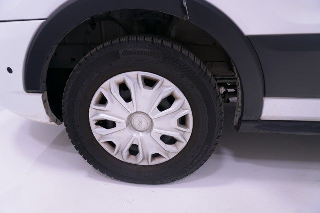 2025 Ford Transit Passenger Wagon XLT