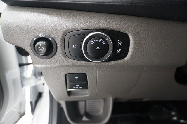 2025 Ford Transit Passenger Wagon XLT