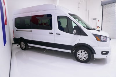 2025 Ford Transit Passenger Wagon XLT