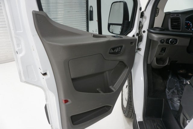 2024 Ford Transit Passenger Wagon XL