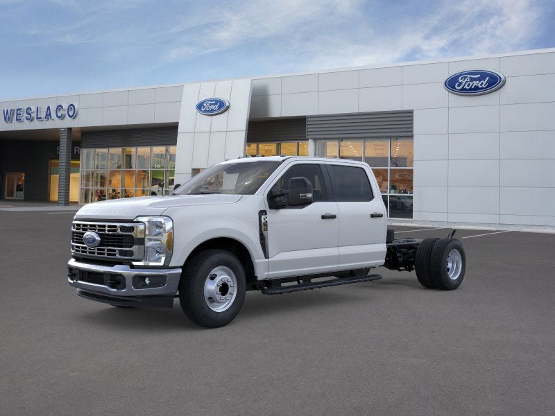 2026 Ford Super Duty F-350 DRW XL