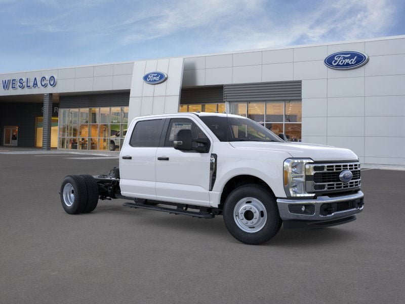 2026 Ford Super Duty F-350 DRW XL