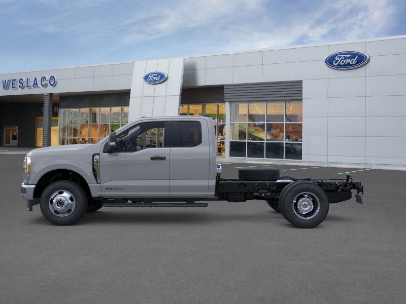 2025 Ford Super Duty F-350 DRW XL