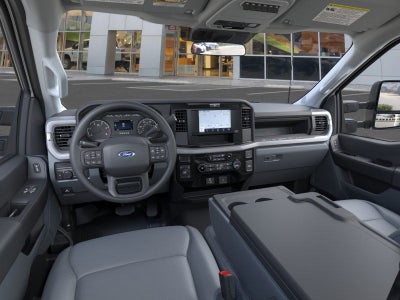 2025 Ford Super Duty F-600 DRW XL