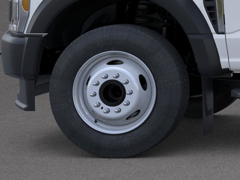 2025 Ford Super Duty F-600 DRW XL