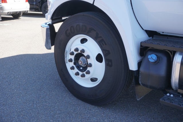 2026 Ford F-650 Straight Frame Base