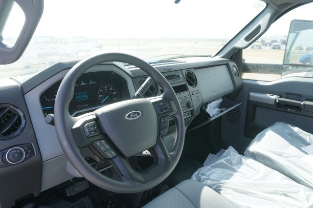 2027 Ford F-650 Straight Frame Base