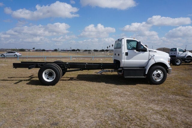 2027 Ford F-650 Straight Frame F-650 SD Diesel Straight Frame