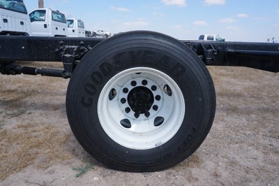 2027 Ford F-650 Straight Frame Base