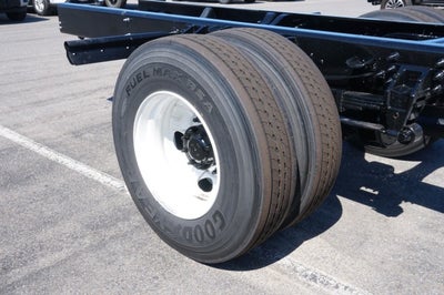 2027 Ford F-750 Straight Frame Base