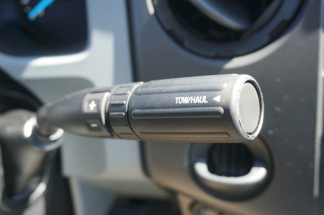 2027 Ford F-750 Straight Frame Base