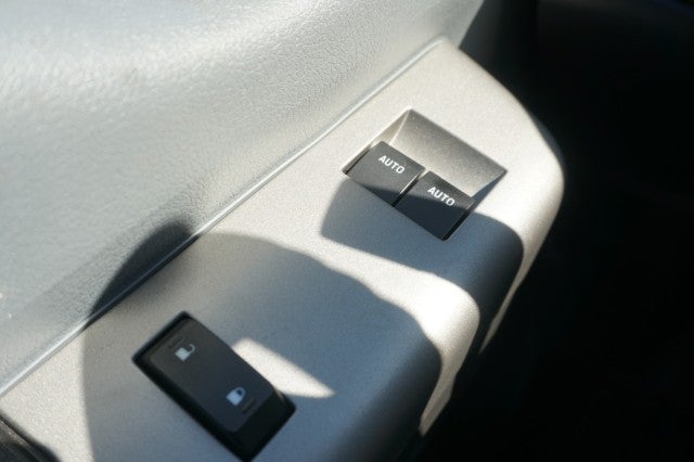 2027 Ford F-750 Straight Frame Base