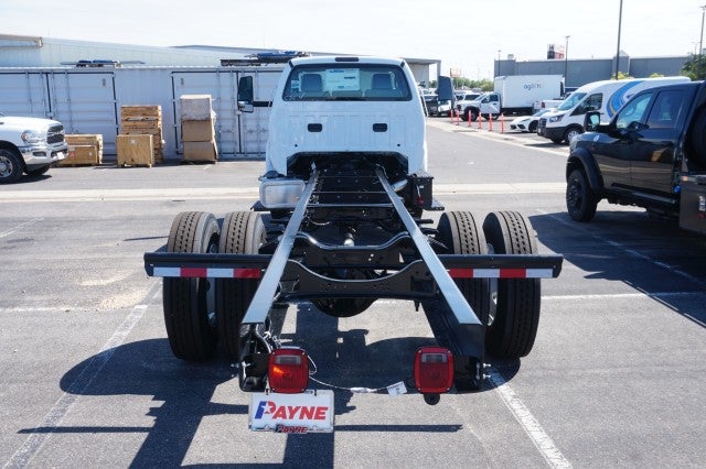 2027 Ford F-750 Straight Frame Base