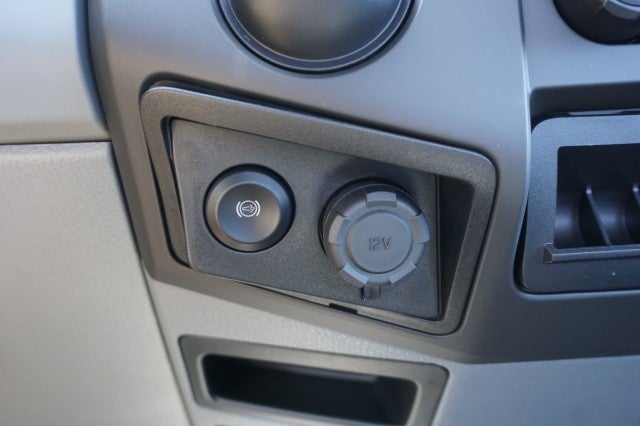 2027 Ford F-750 Straight Frame Base