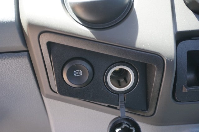 2027 Ford F-750 Straight Frame Base