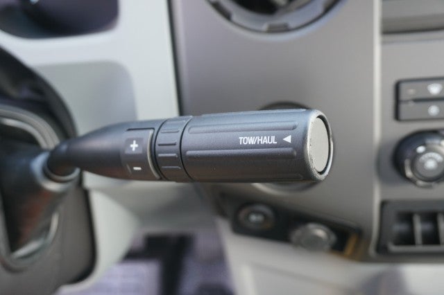 2027 Ford F-750 Straight Frame Base