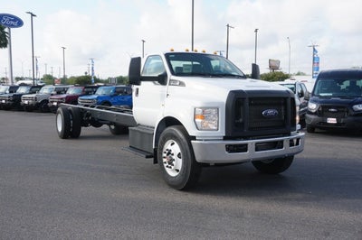 2027 Ford F-750 Straight Frame Base