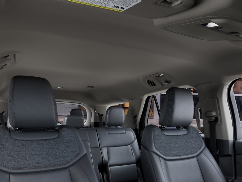2027 Ford Explorer Active w/200A Pkg