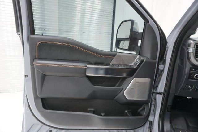 2024 Ford Super Duty F-250 SRW Platinum