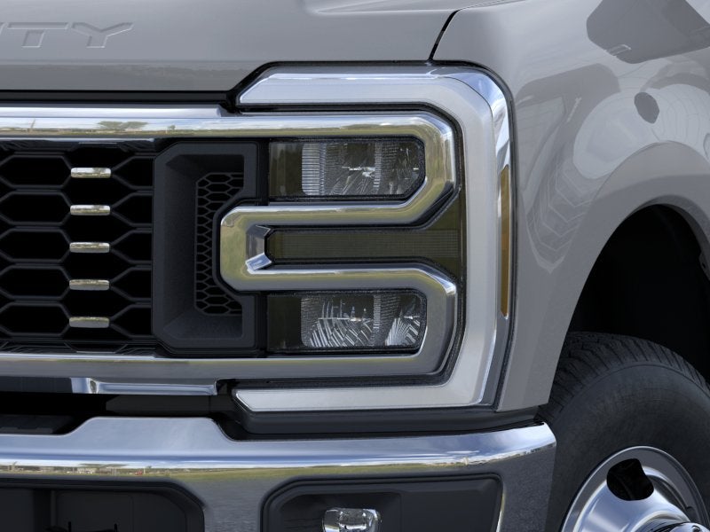 2026 Ford Super Duty F-350 DRW XL