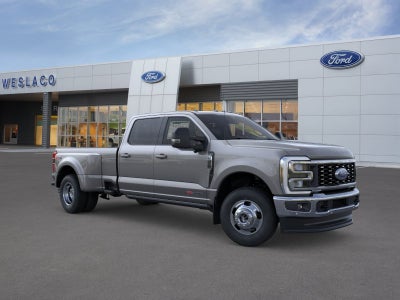2026 Ford Super Duty F-350 DRW LARIAT