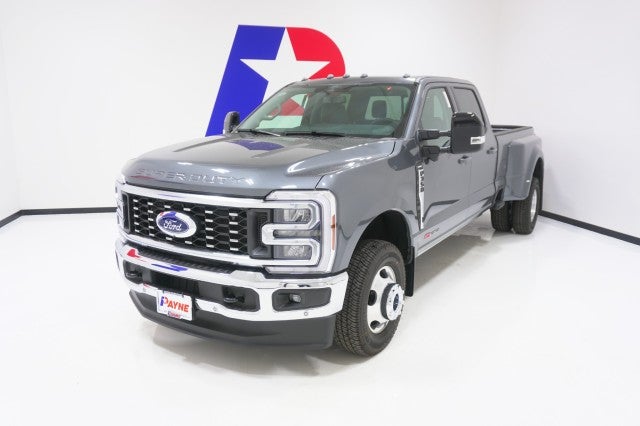 2026 Ford Super Duty F-350 DRW LARIAT