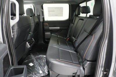 2026 Ford Super Duty F-350 DRW LARIAT