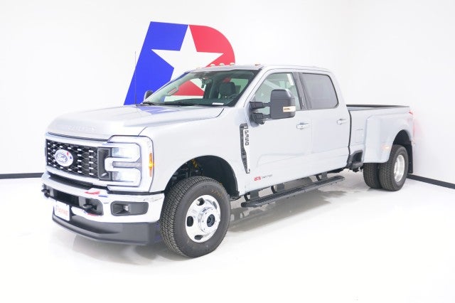 2027 Ford Super Duty F-350 DRW XL