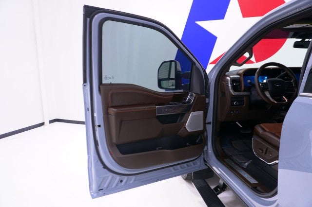 2026 Ford Super Duty F-350 DRW King Ranch