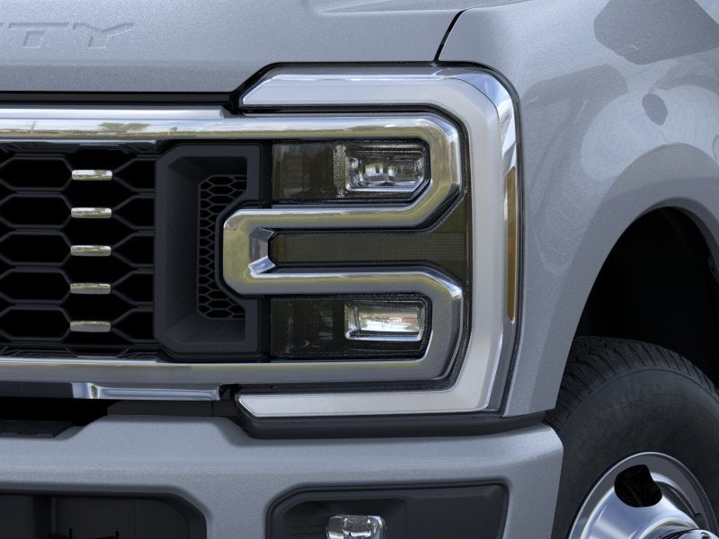 2026 Ford Super Duty F-350 DRW Platinum