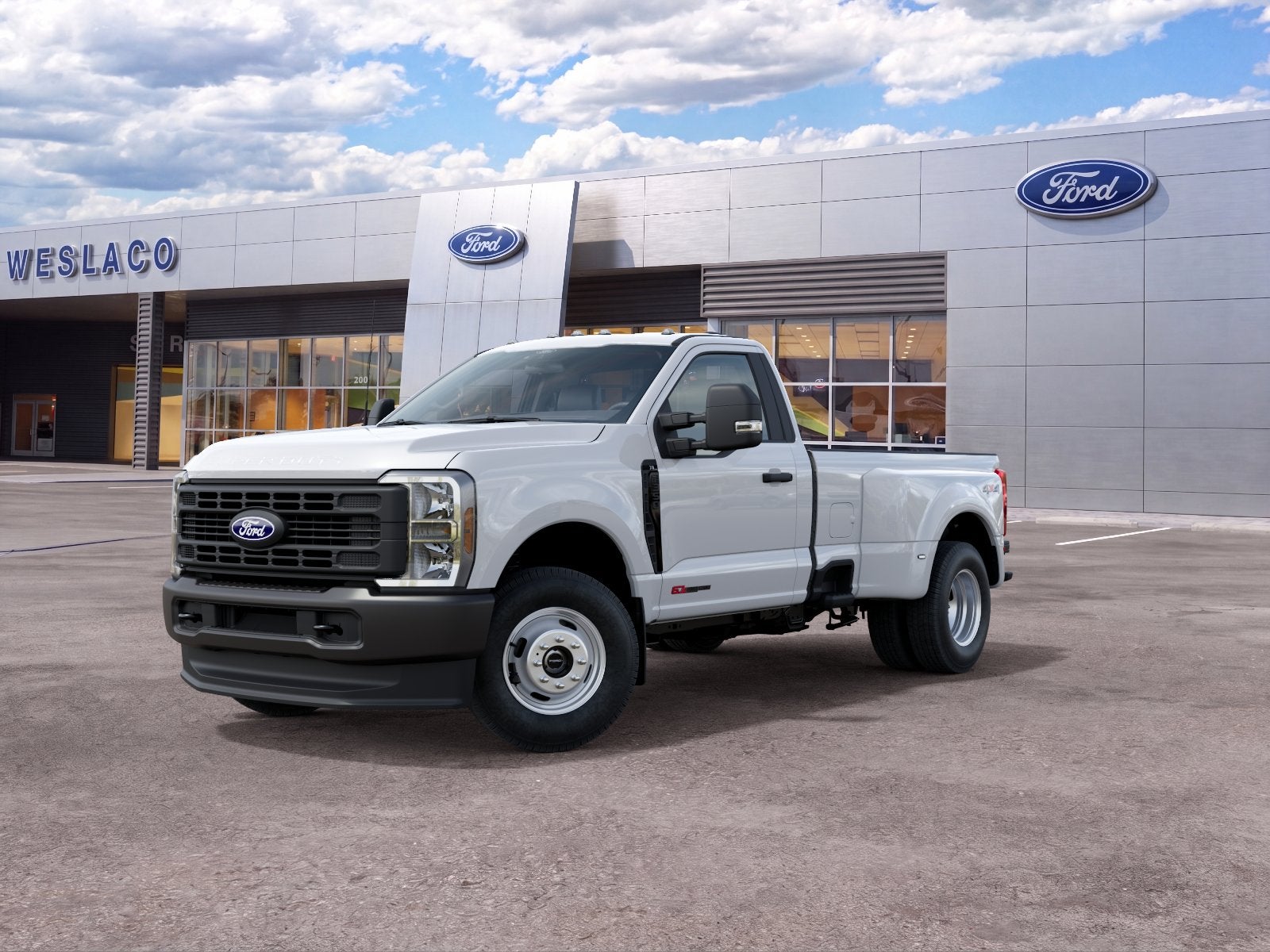2027 Ford Super Duty F-350 DRW XL