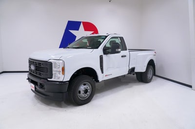 2027 Ford Super Duty F-350 DRW XL