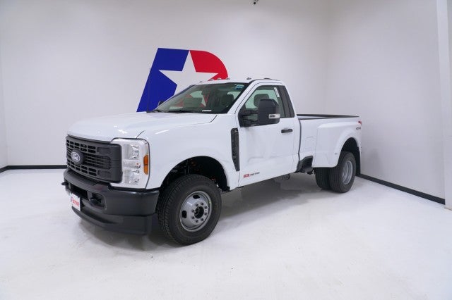 2027 Ford Super Duty F-350 DRW XL