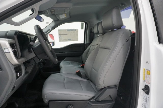2027 Ford Super Duty F-350 DRW XL