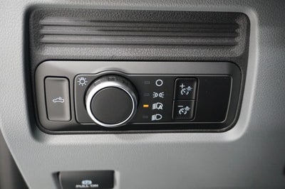 2027 Ford Super Duty F-350 DRW XL
