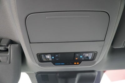 2027 Ford Super Duty F-350 DRW XL