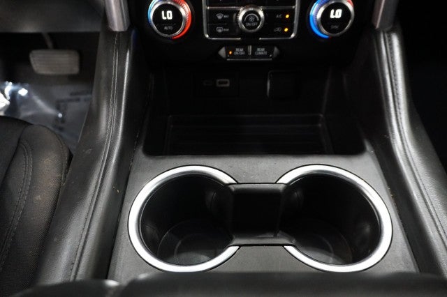 2024 GMC Yukon XL SLE