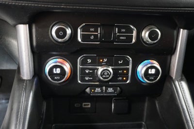 2024 GMC Yukon XL SLE