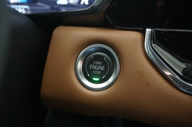 2025 GMC Canyon 4WD AT4