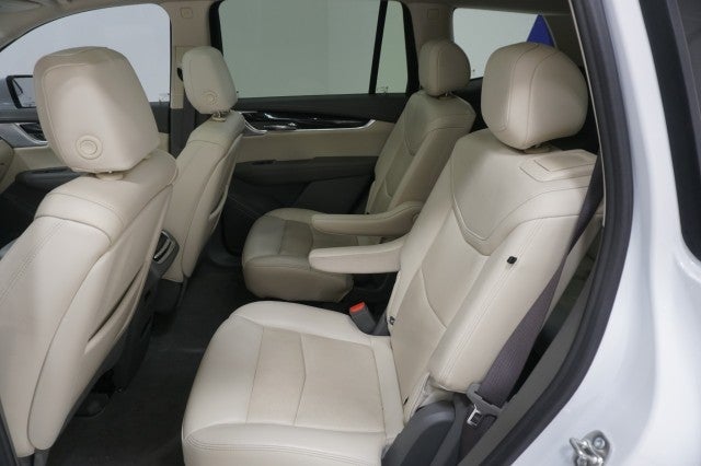 2025 Cadillac XT6 FWD Premium Luxury