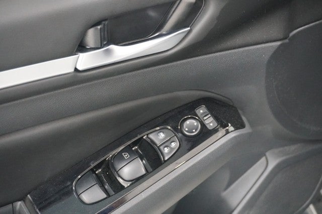 2024 Nissan Altima 2.5 SL