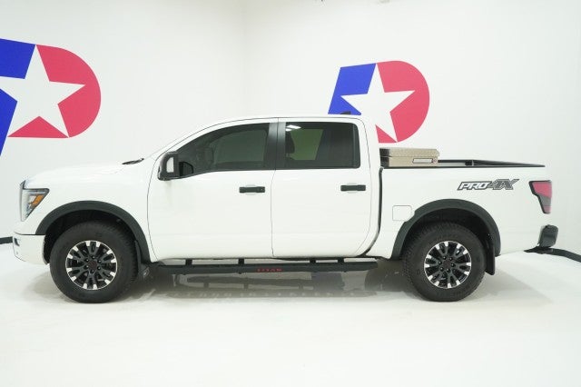 2024 Nissan Titan PRO-4X
