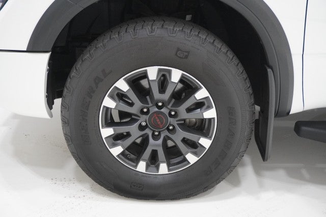2024 Nissan Titan PRO-4X