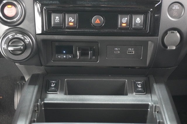 2024 Nissan Titan PRO-4X