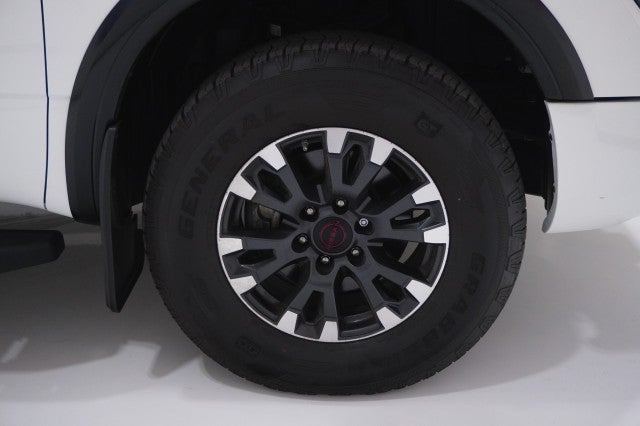2024 Nissan Titan PRO-4X