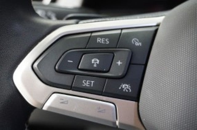 2024 Volkswagen Atlas Cross Sport 2.0T SE